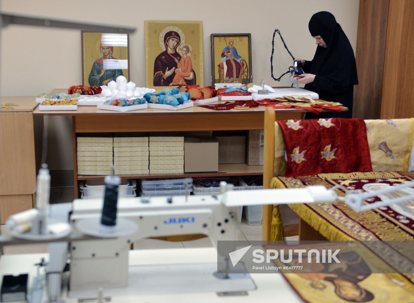 Russia Christmas Preparation