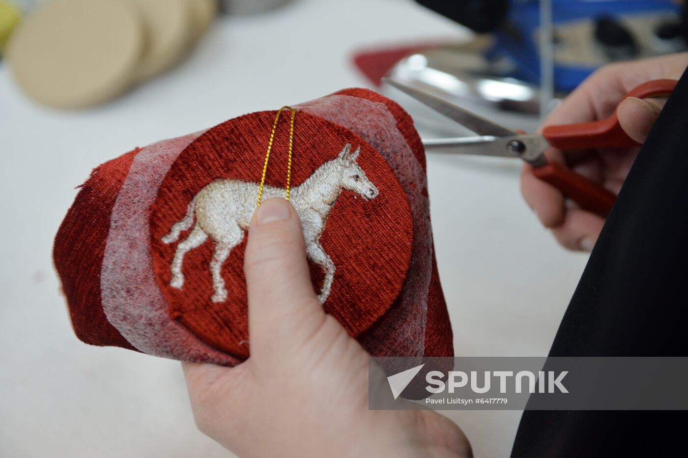 Russia Christmas Preparation