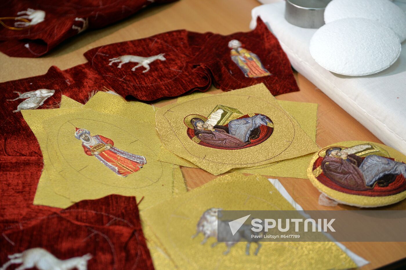 Russia Christmas Preparations