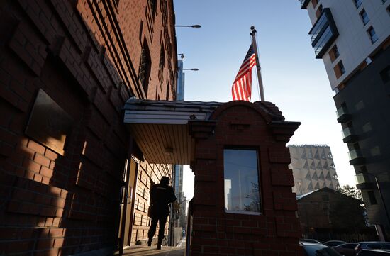 Russia US Consulates Closure