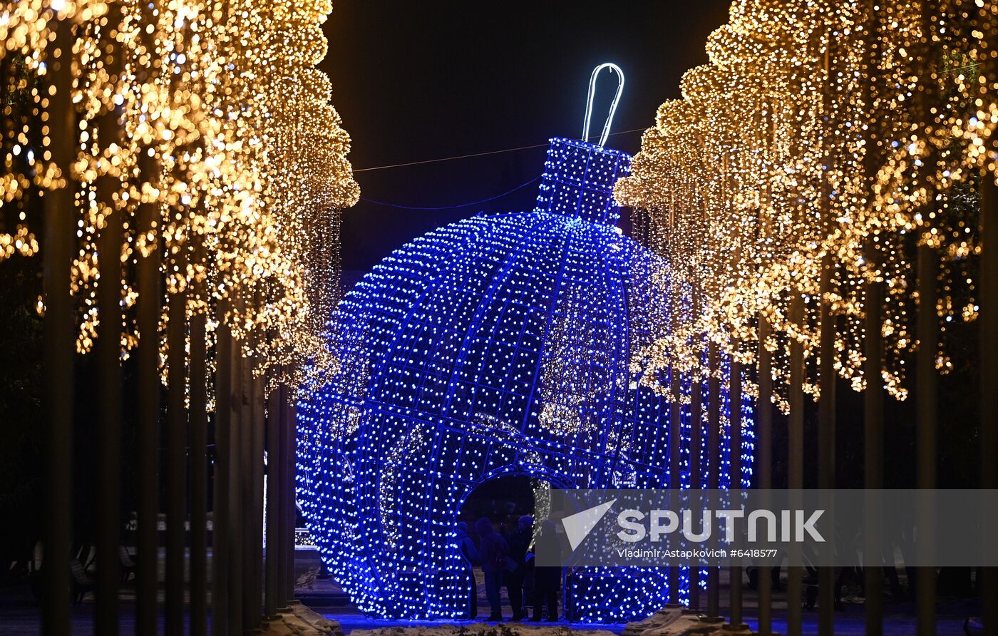 Russia New Year Preparations