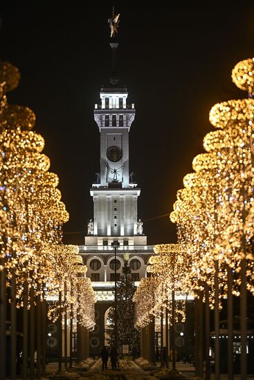 Russia New Year Preparations
