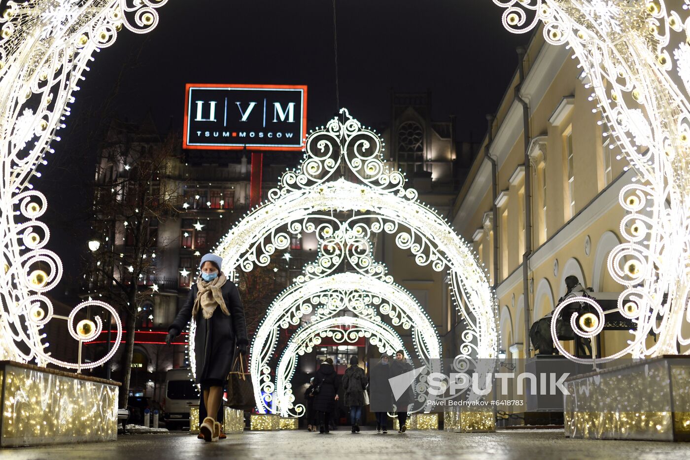 Russia New Year Preparations