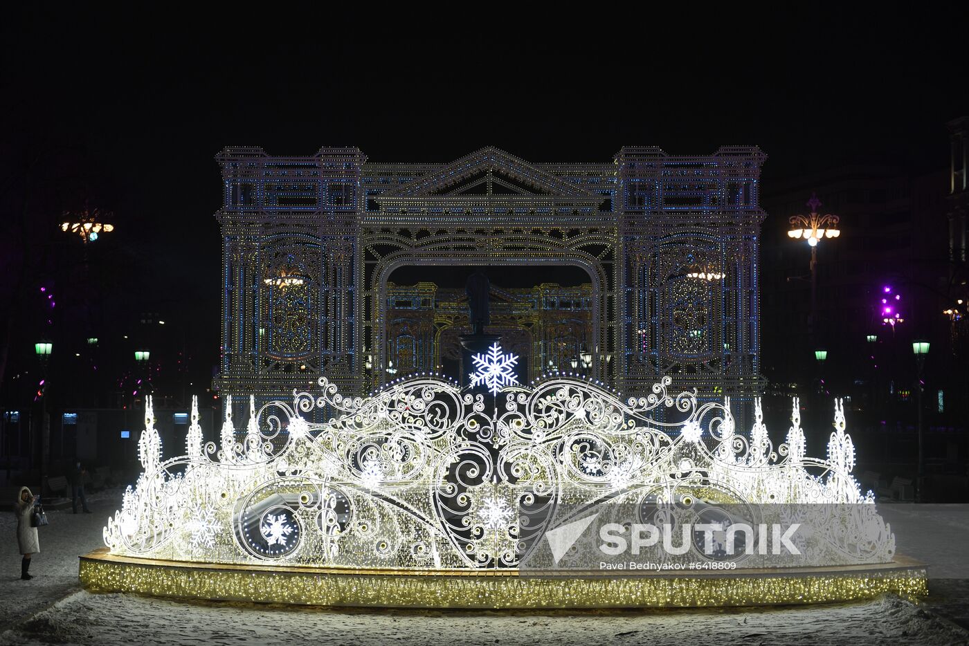 Russia New Year Preparations