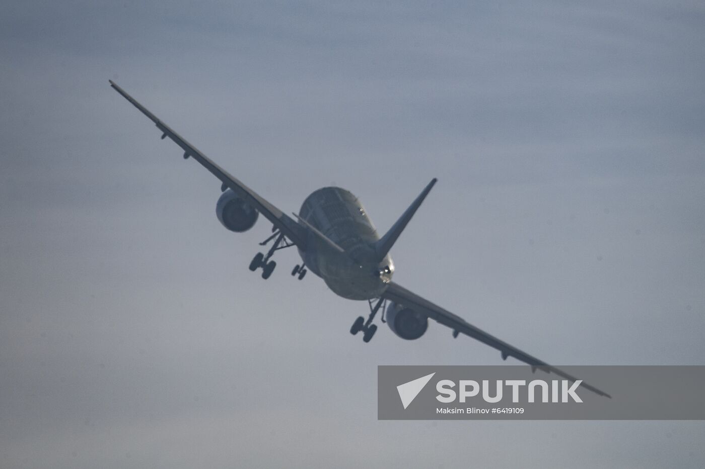 Russia PD-14 Aircraft Engine Flight