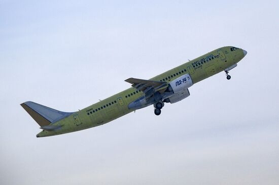 Russia PD-14 Aircraft Engine Flight