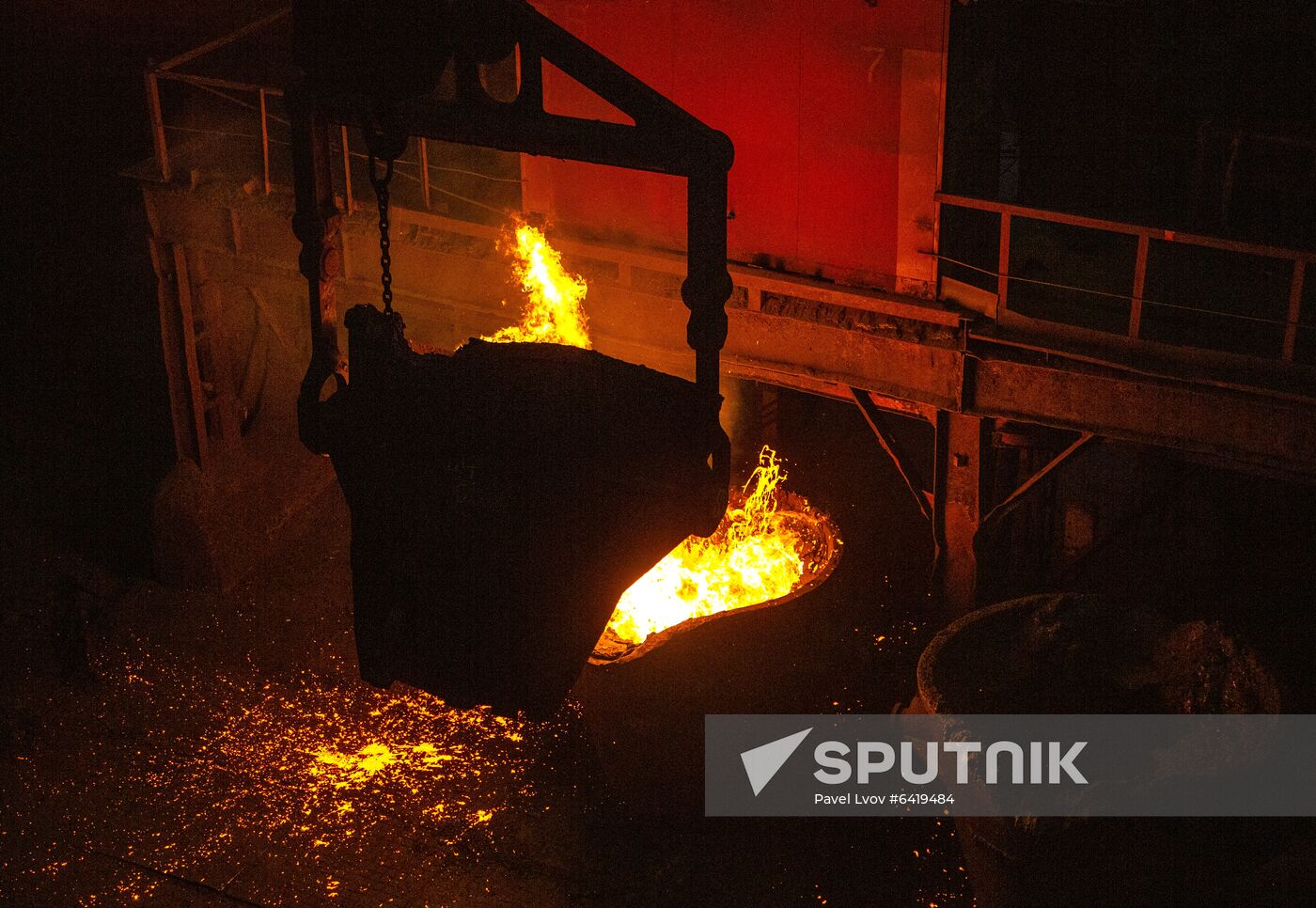 Russia Smelting Workshop