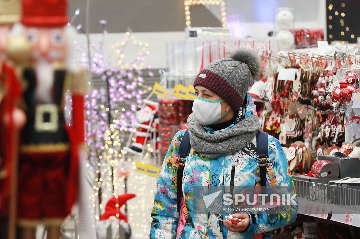 Russia New Year Preparations