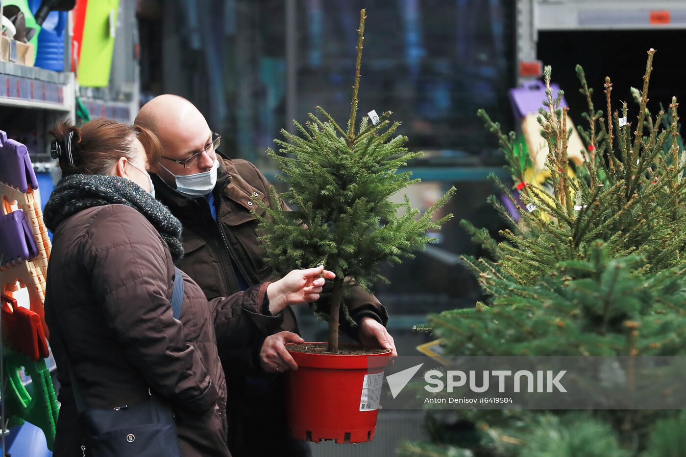 Russia New Year Preparations