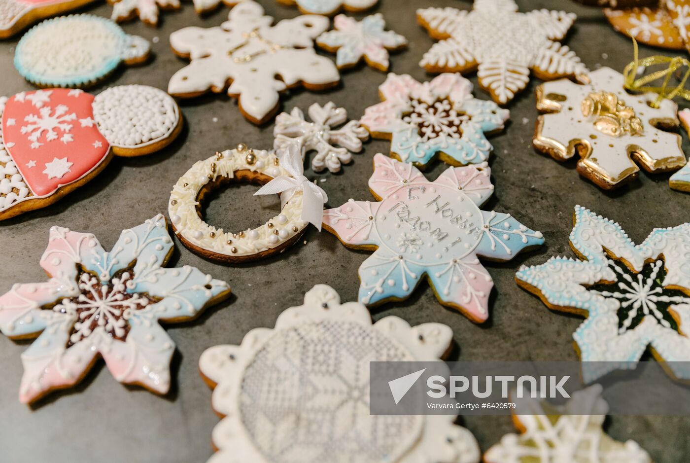 Russia New Year Preparations