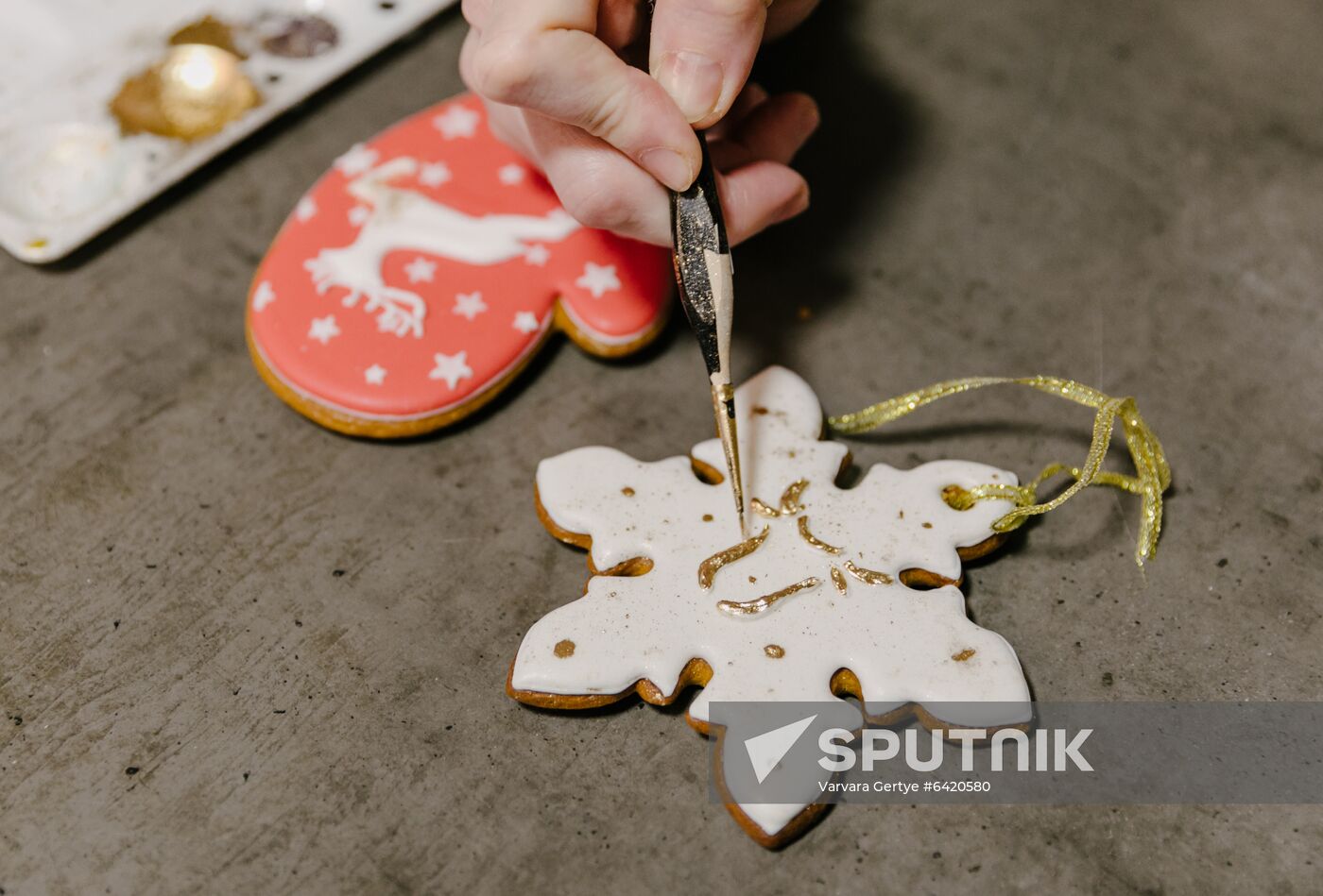 Russia New Year Preparations