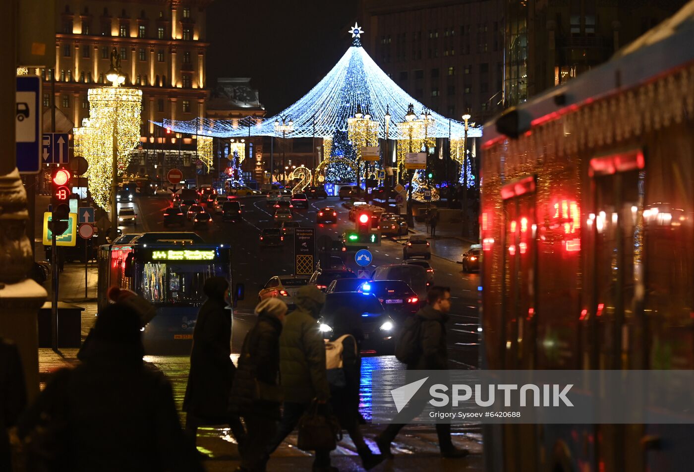 Russia New Year Preparations