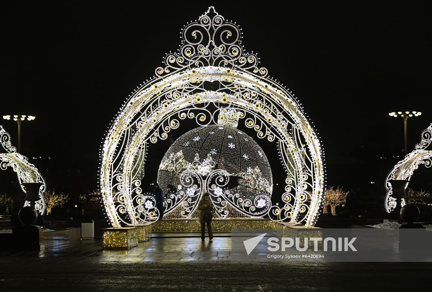 Russia New Year Preparations