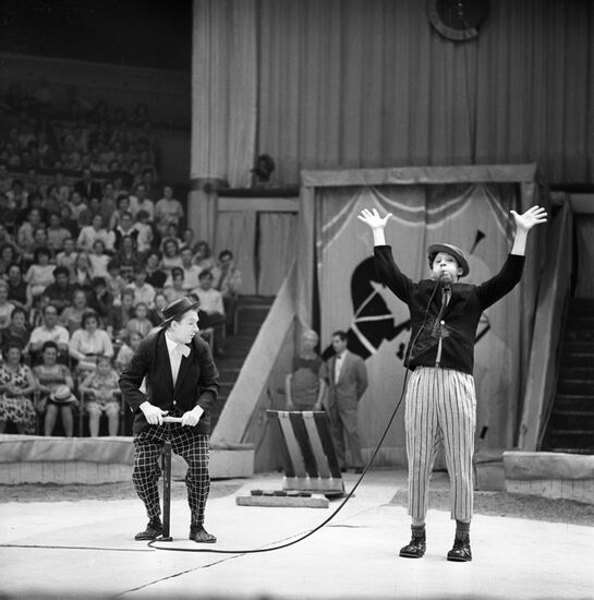 Circus clowns Yury Nikulin and Mikhail Shuidin