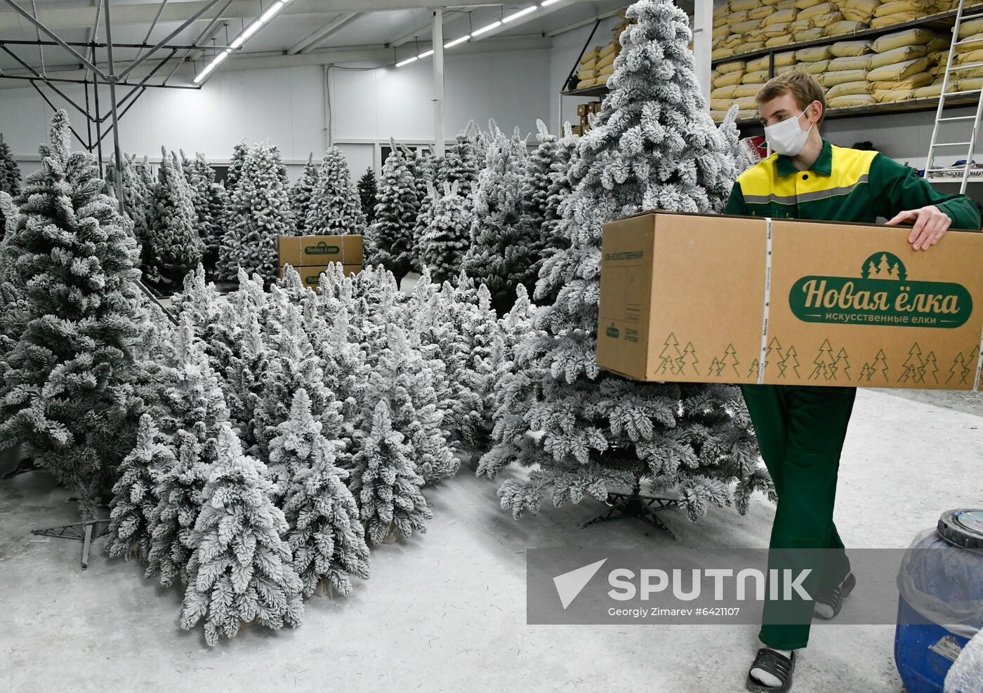 Russia New Year Preparations