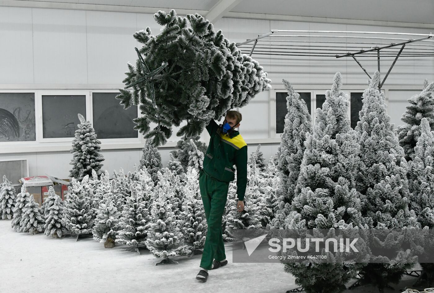 Russia New Year Preparations