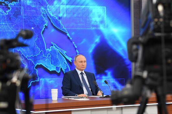 Russia Putin News Conference