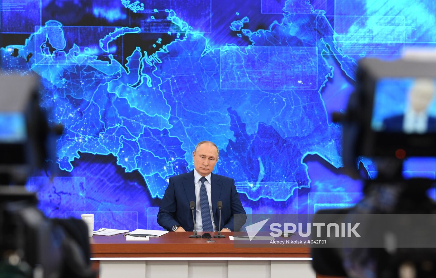 Russia Putin News Conference