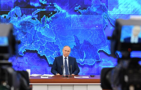 Russia Putin News Conference
