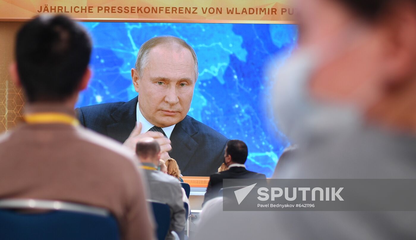 Russia Putin News Conference