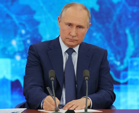 Russia Putin News Conference