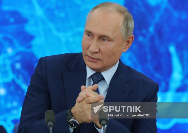Russia Putin News Conference