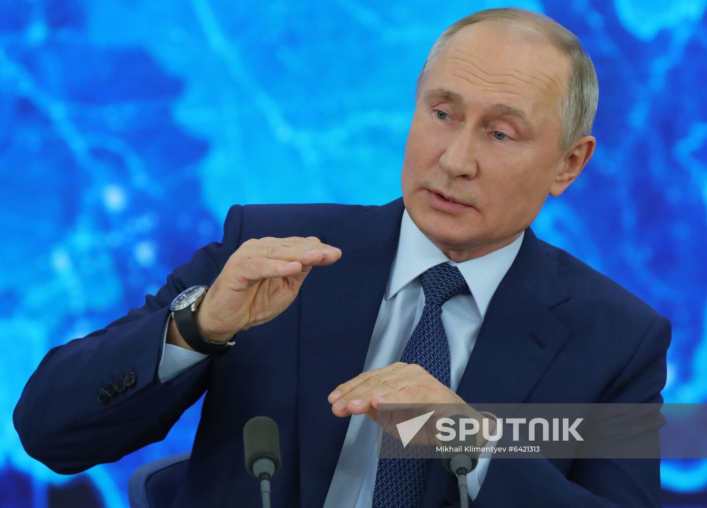 Russia Putin News Conference
