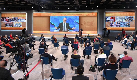 Russia Putin News Conference