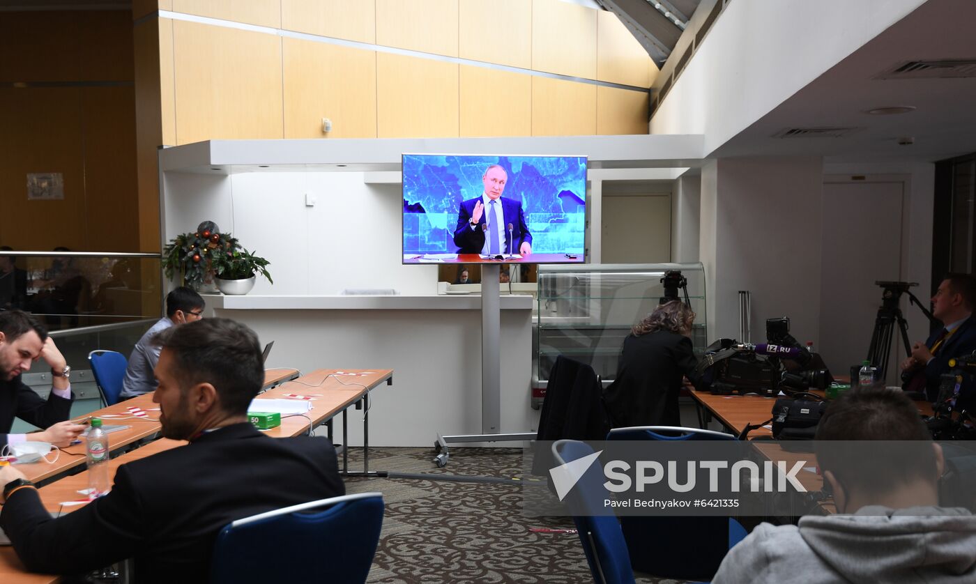 Russia Putin News Conference