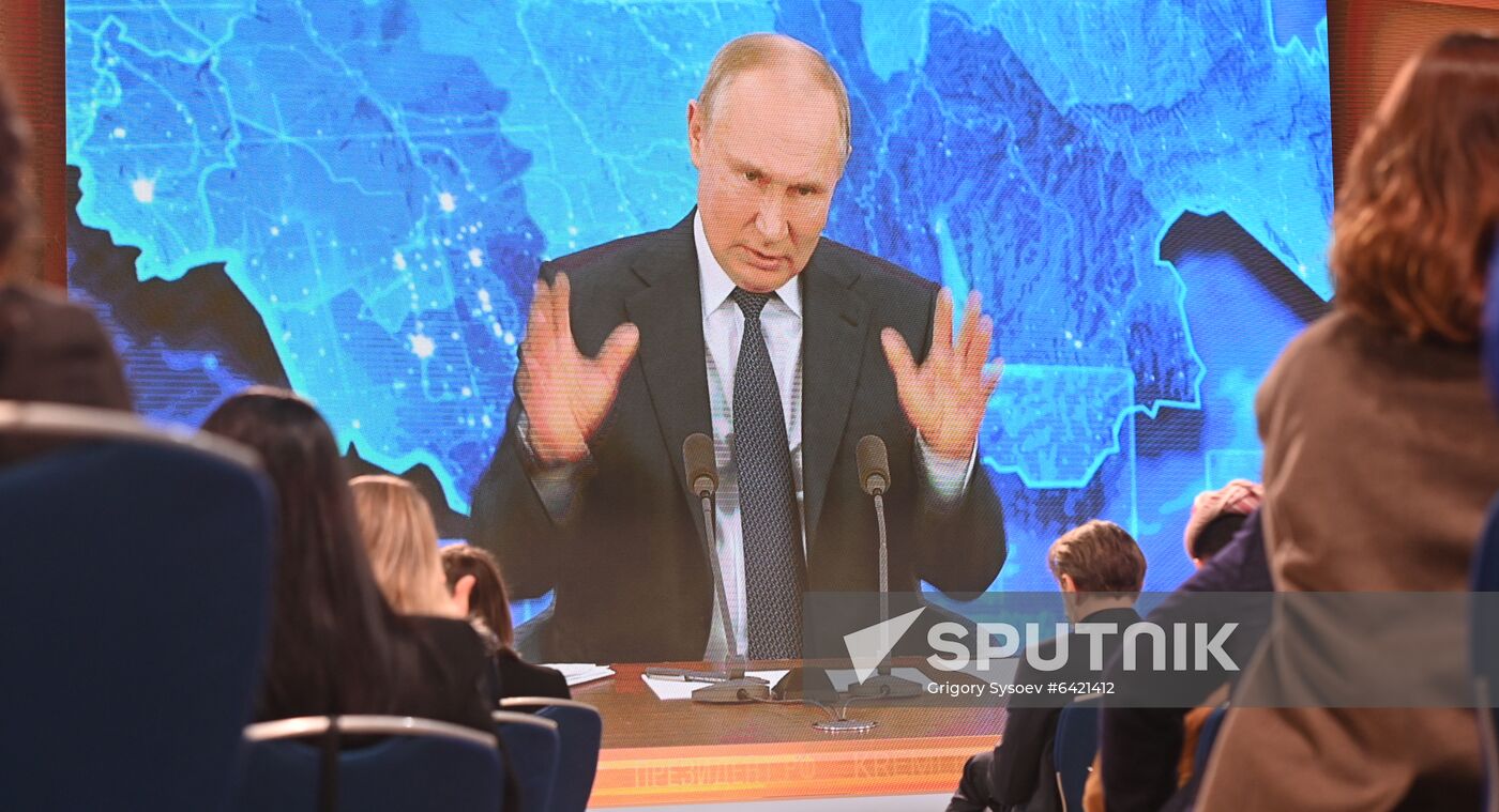 Russia Putin News Conference