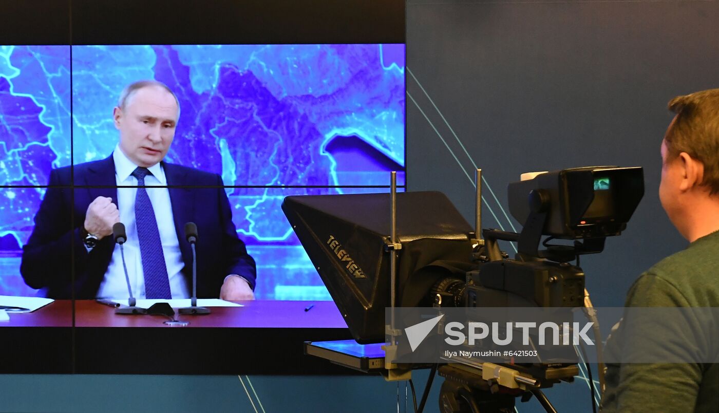 Russia Putin News Conference