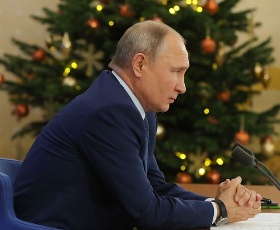 Russia Putin News Conference