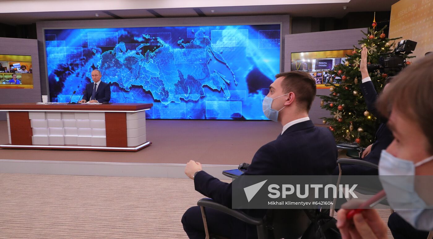 Russia Putin News Conference