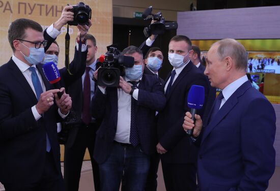 Russia Putin News Conference