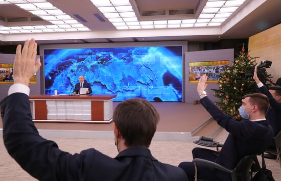 Russia Putin News Conference