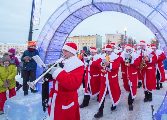 Russia New Year Preparations 