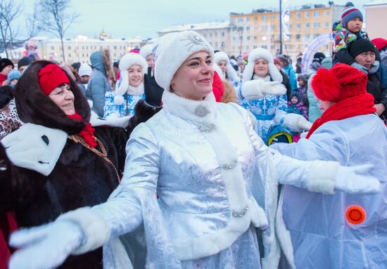 Russia New Year Preparations 