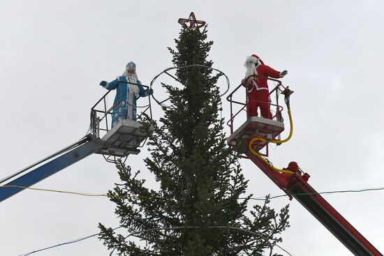 Russia New Year Preparations