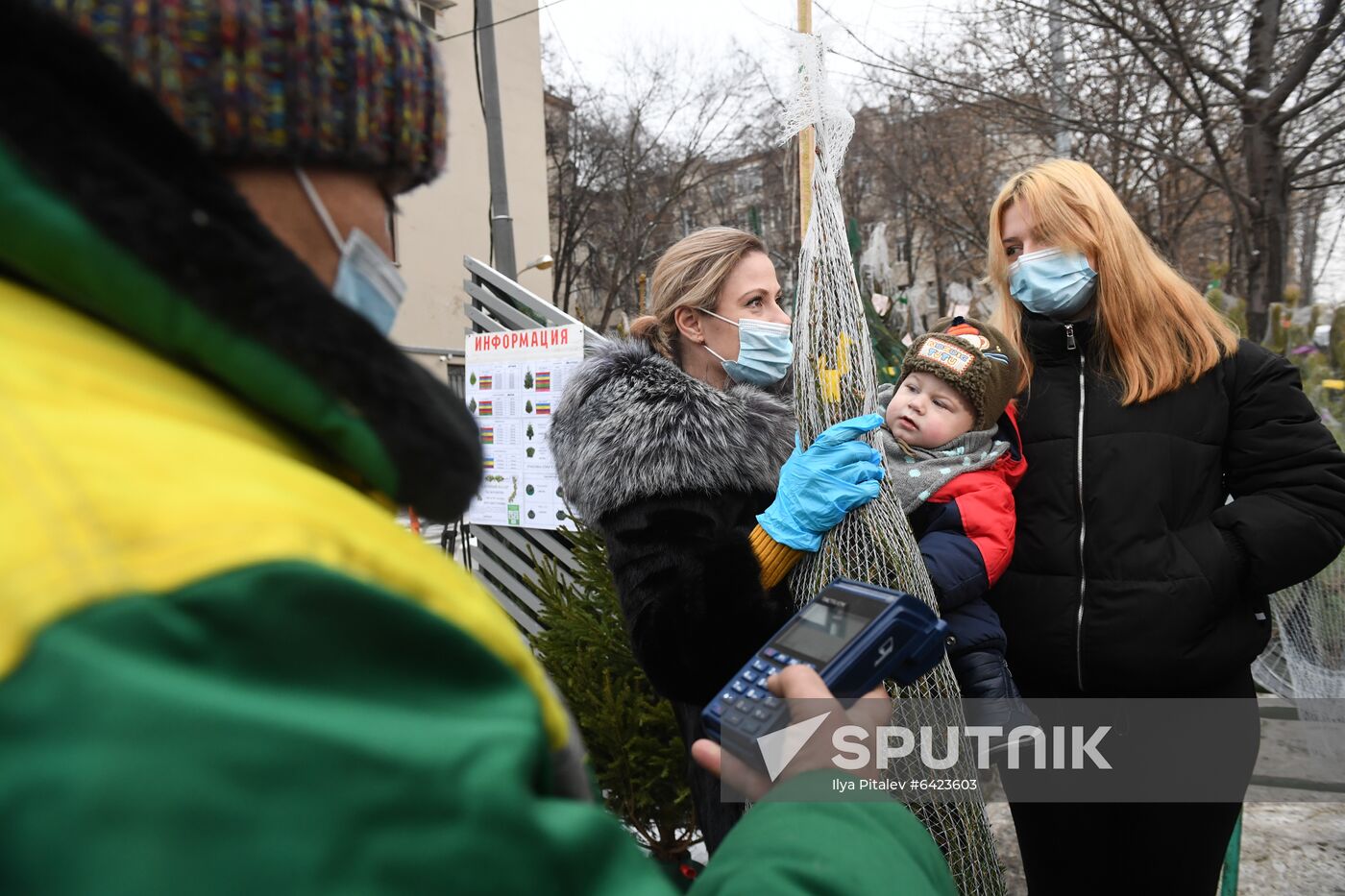 Russia New Year Preparations