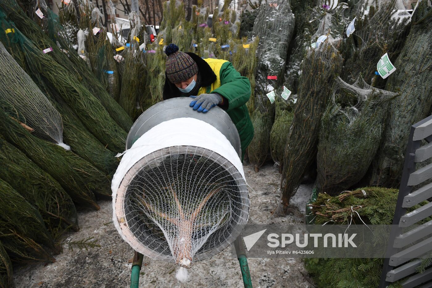 Russia New Year Preparations