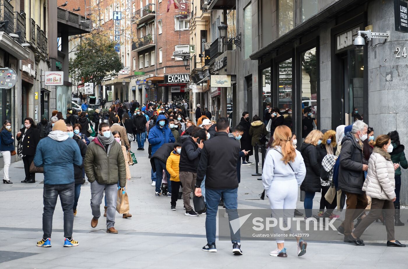 Spain New Year Preparations