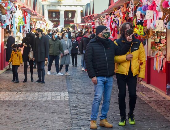 Spain New Year Preparations