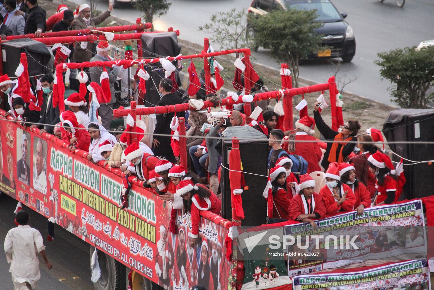Pakistan Santa Claus Parade