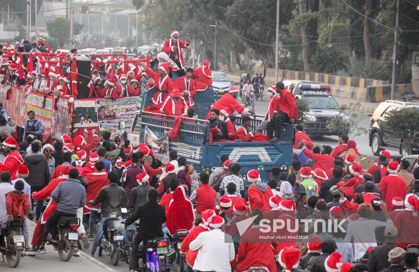 Pakistan Santa Claus Parade
