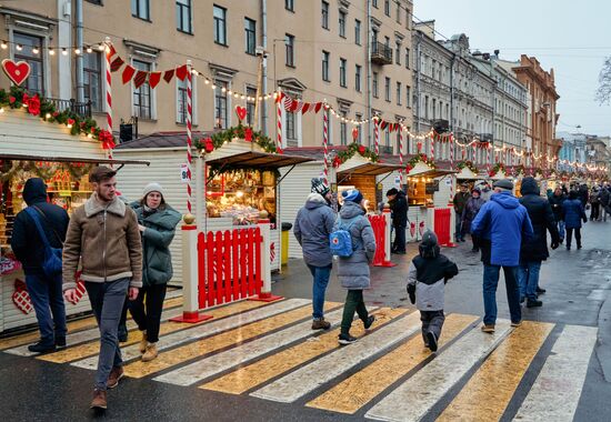 Russia New Year Preparations