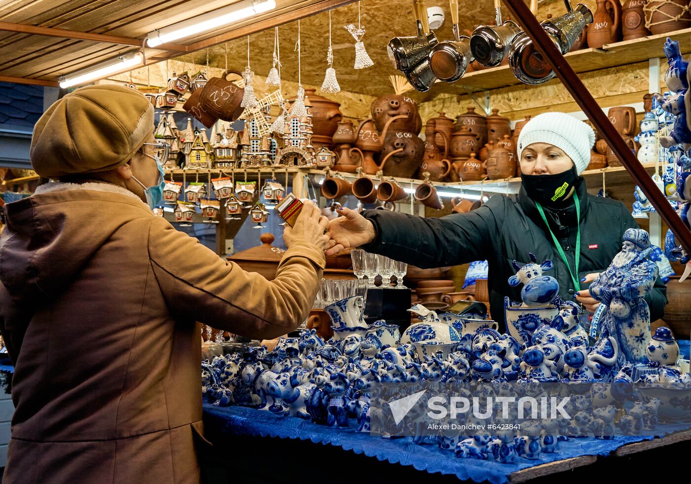 Russia New Year Preparations