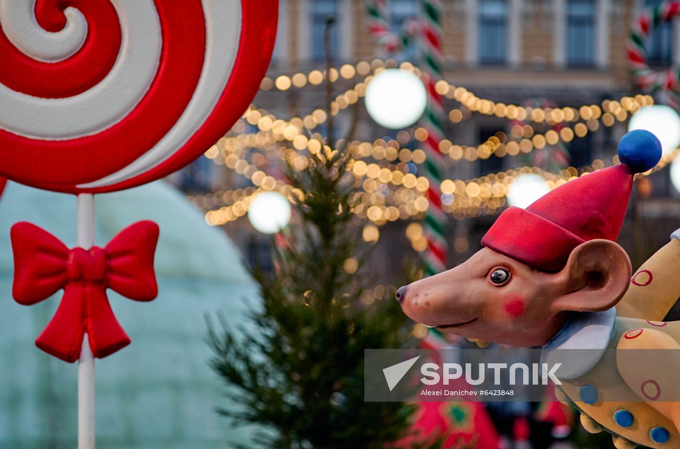 Russia New Year Preparations