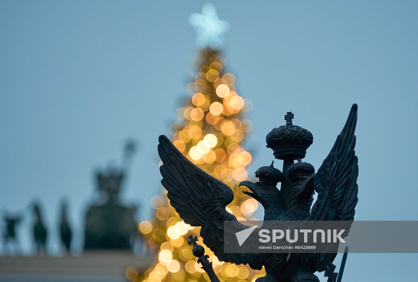 Russia New Year Preparations