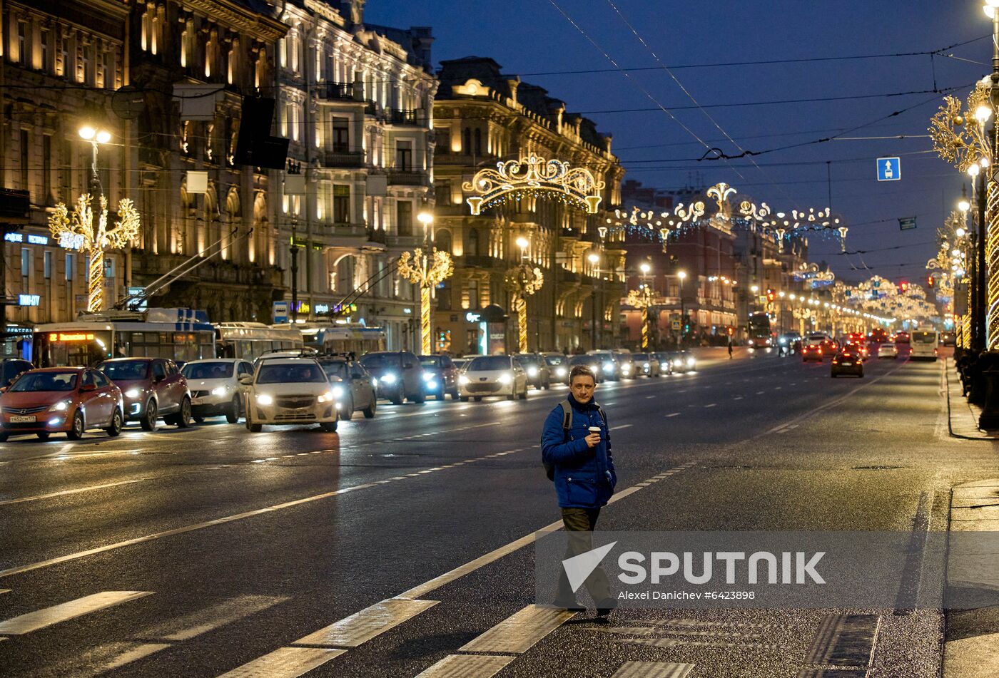 Russia New Year Preparations