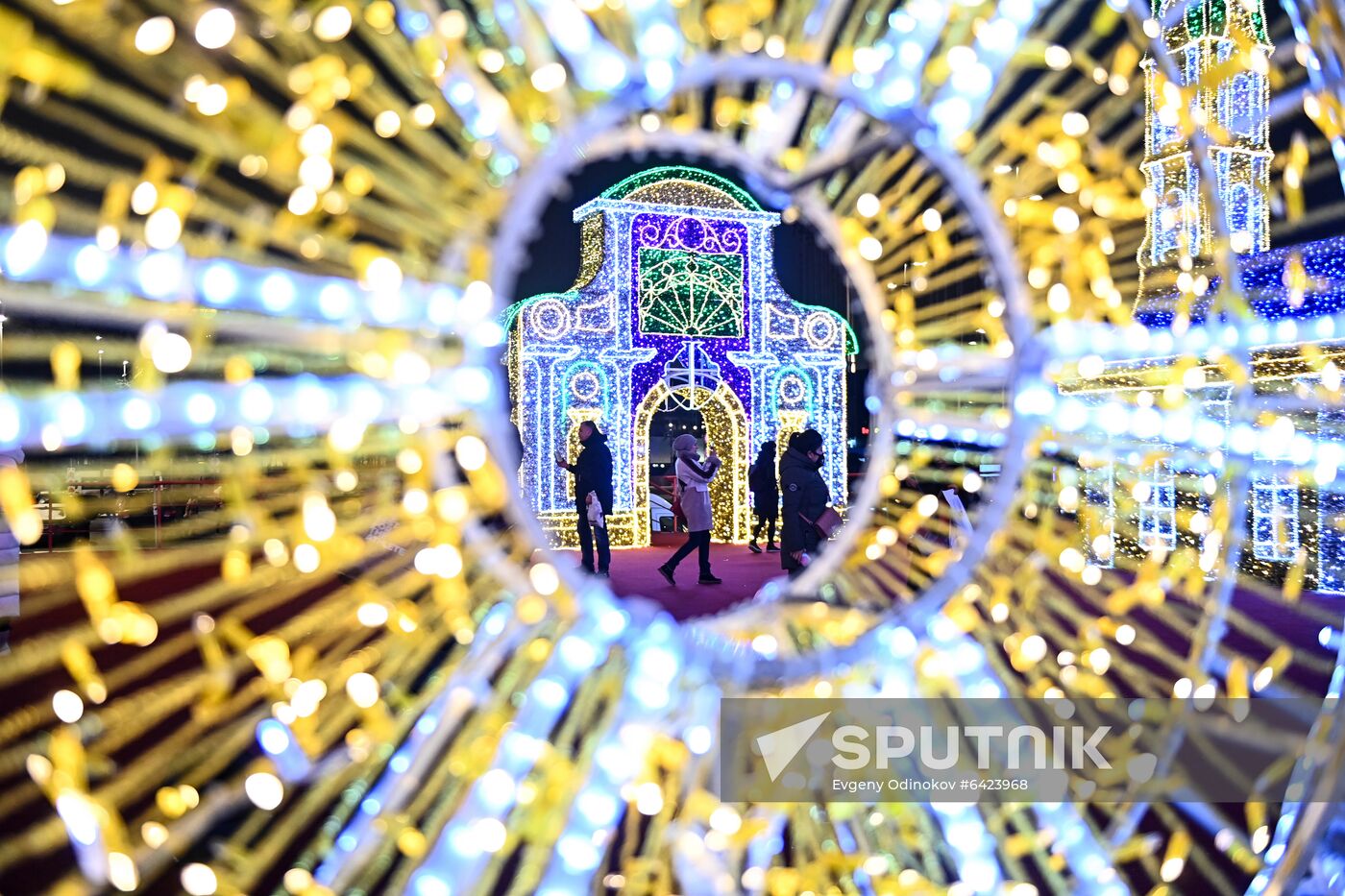 Russia New Year Preparations